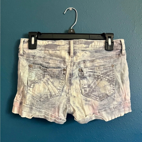 Candies Pastel Tie Dye Denim Shorts - Size 1 - Picture 3 of 4